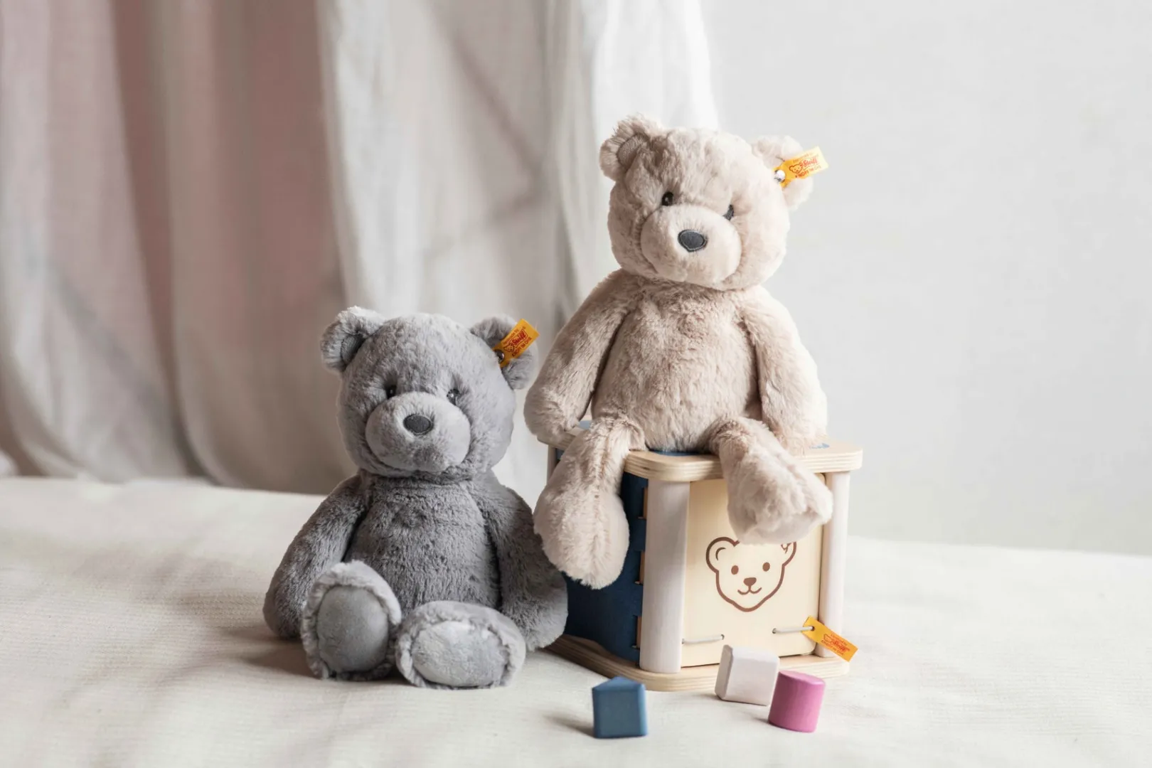 New Steiff Bearzy Teddy bear, 28 cm, beige