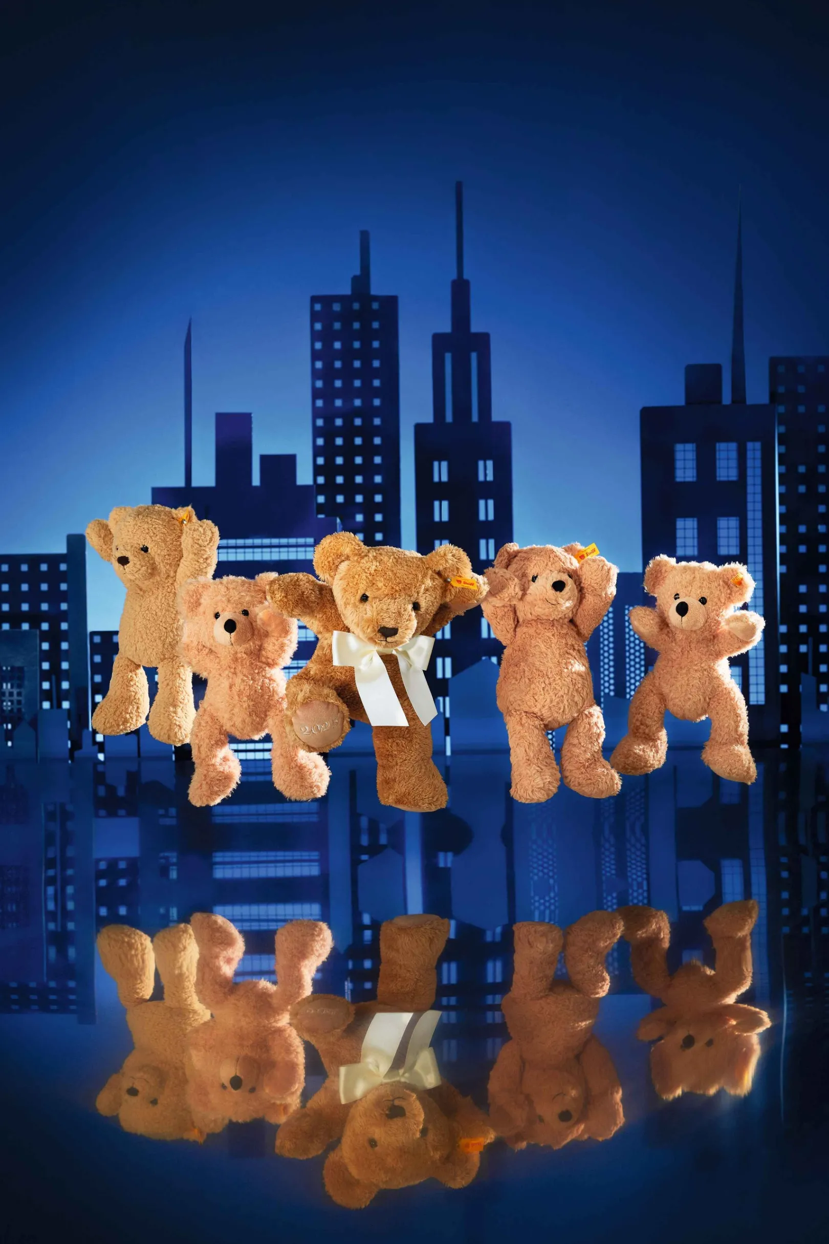 New Steiff Cosy Year bear 2025, 34 cm, beige