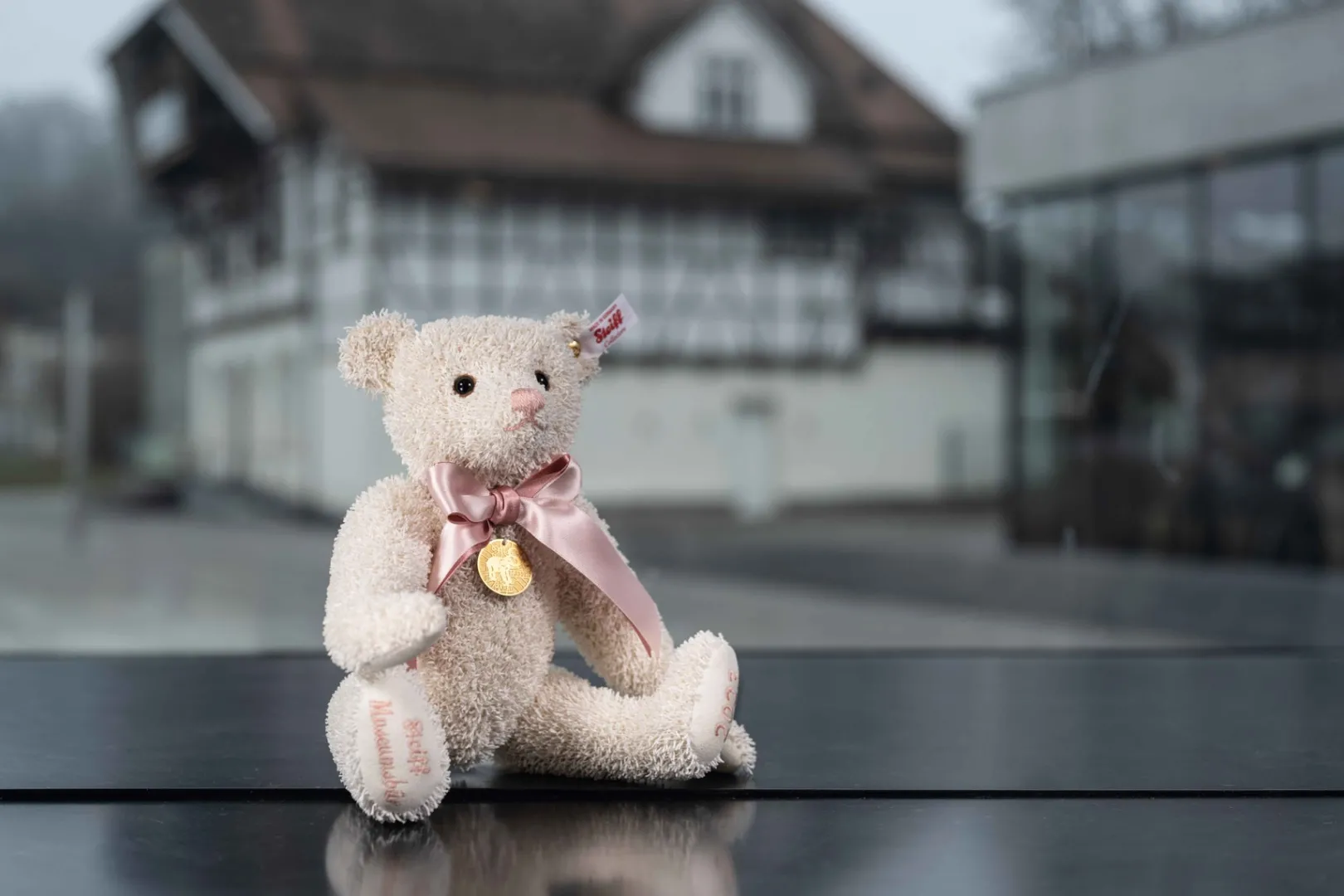 Fashion Steiff Museum Teddy bear 2023 , 27 cm, white