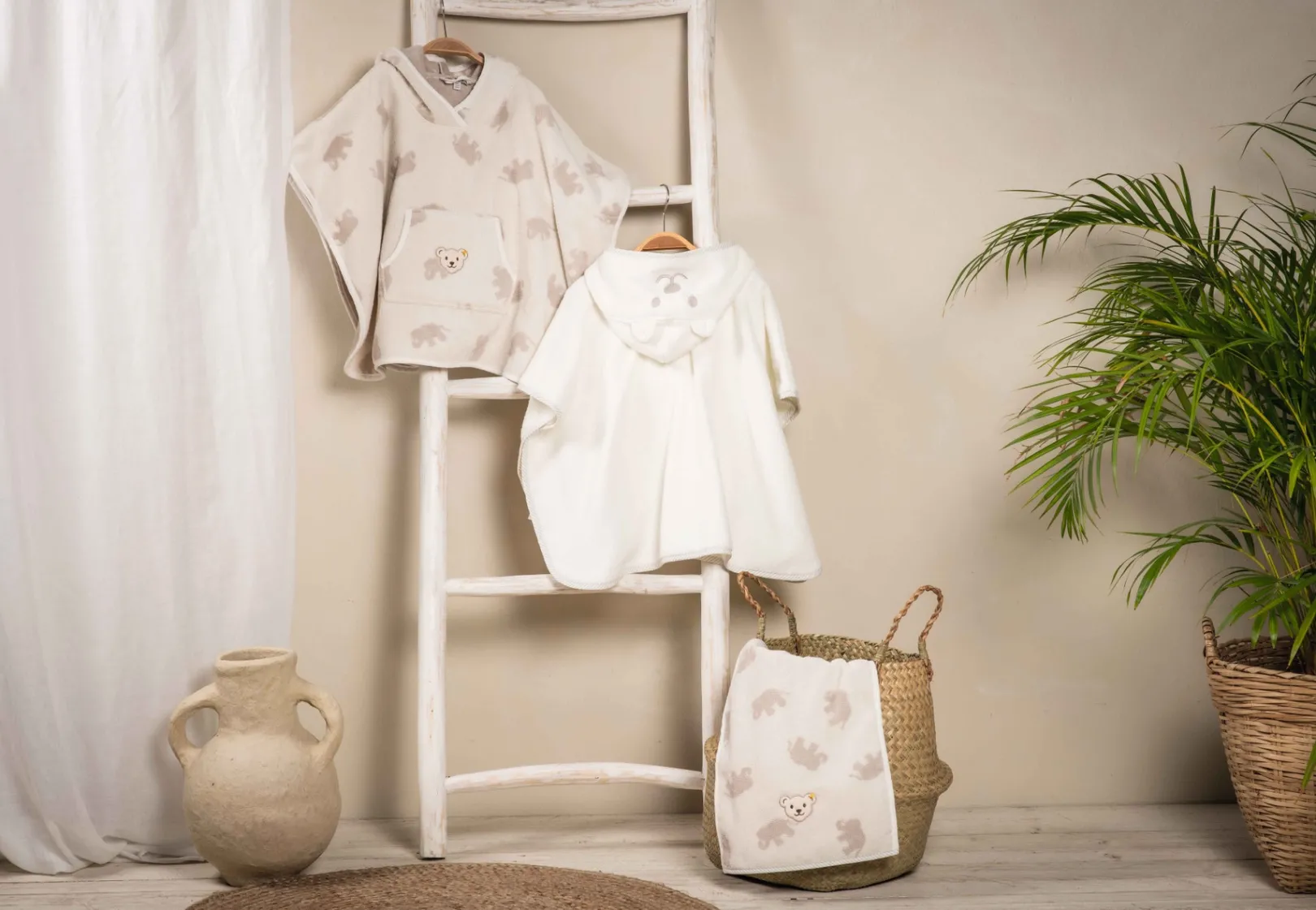 Discount Steiff Towel, white