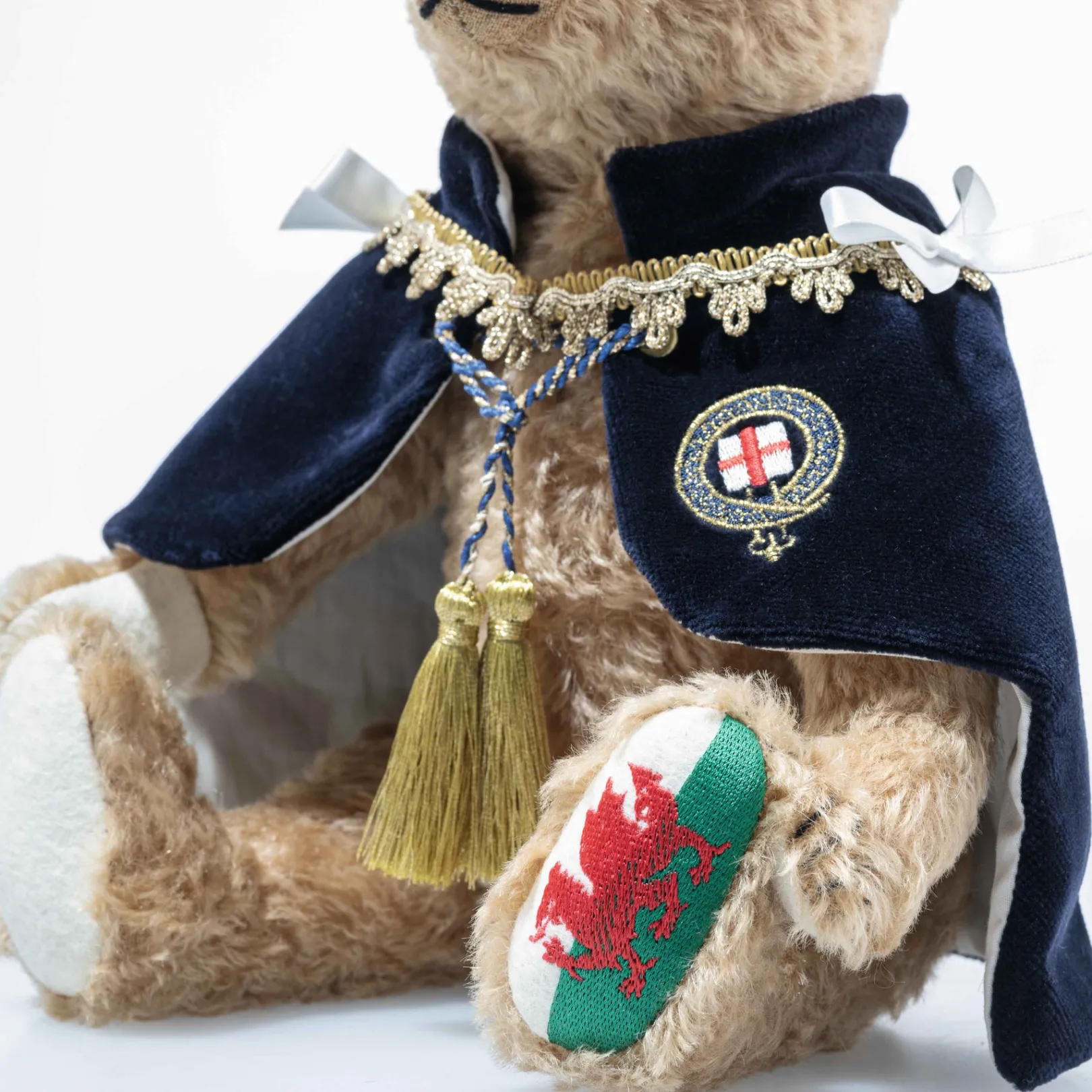Fashion Steiff William – The Prince of Wales, 30 cm, beige